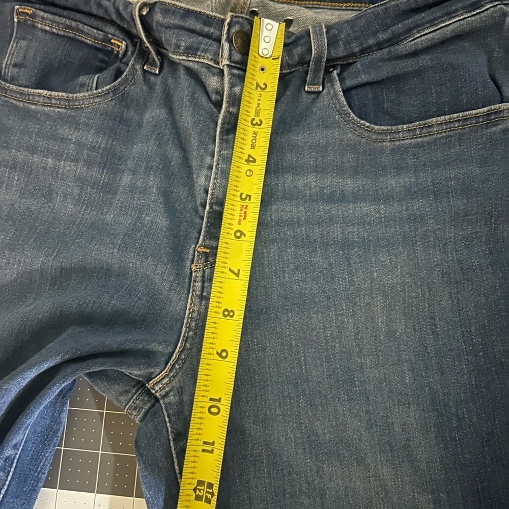 Levis Blue Skinny Jeans with Distressed Details - Picture 9 of 10